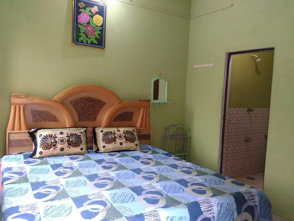 Asha Paying Guest House - Varanasi — Photos 3